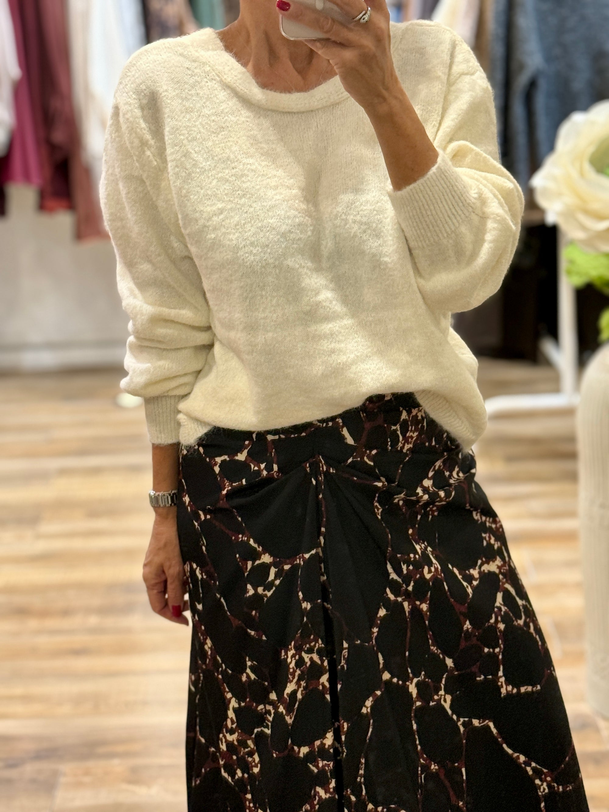 PULL DOS CROISÉ ÉCRU