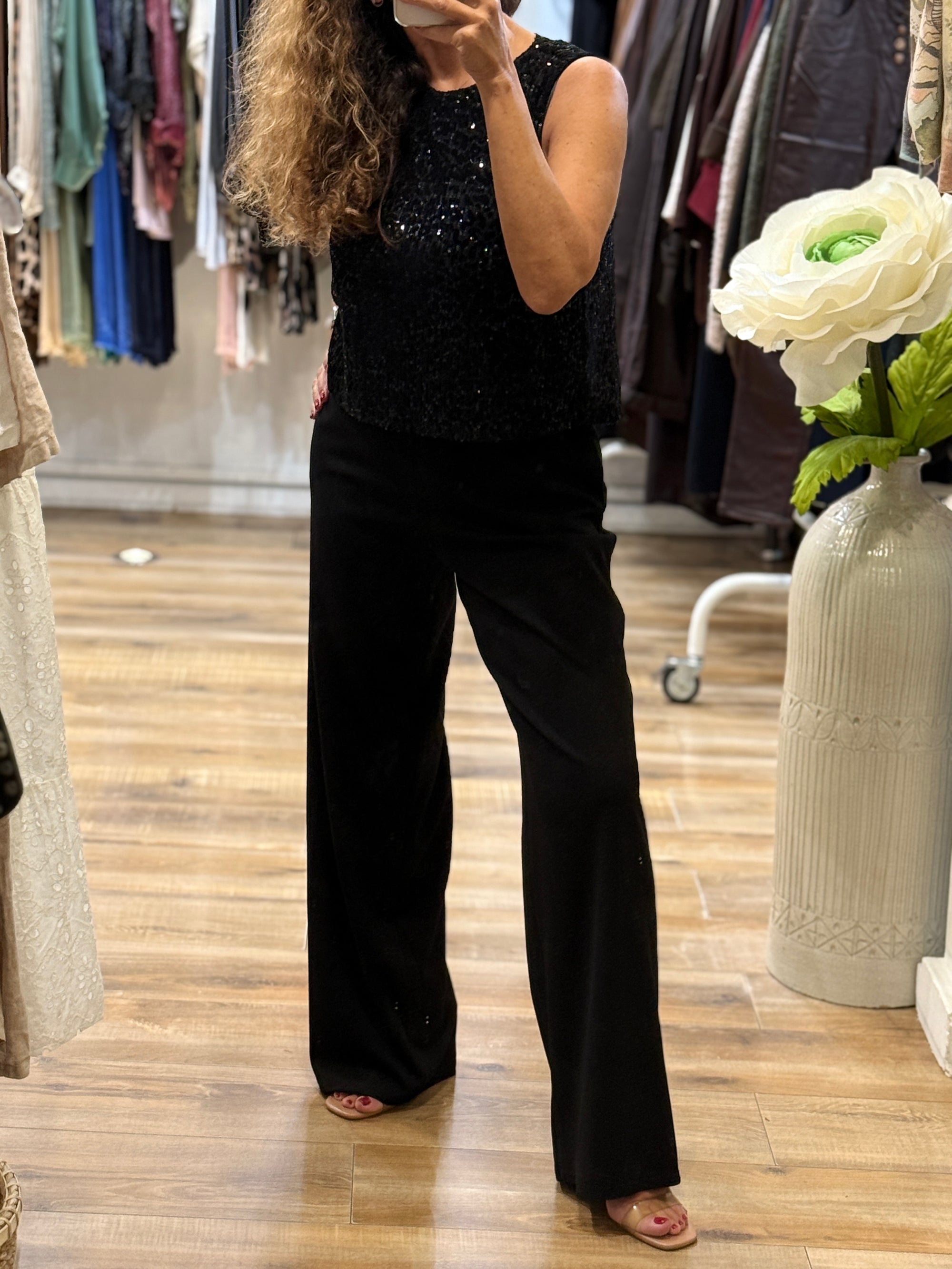 COMBINAISON NOIRE DOS CROISÉ SEQUINS