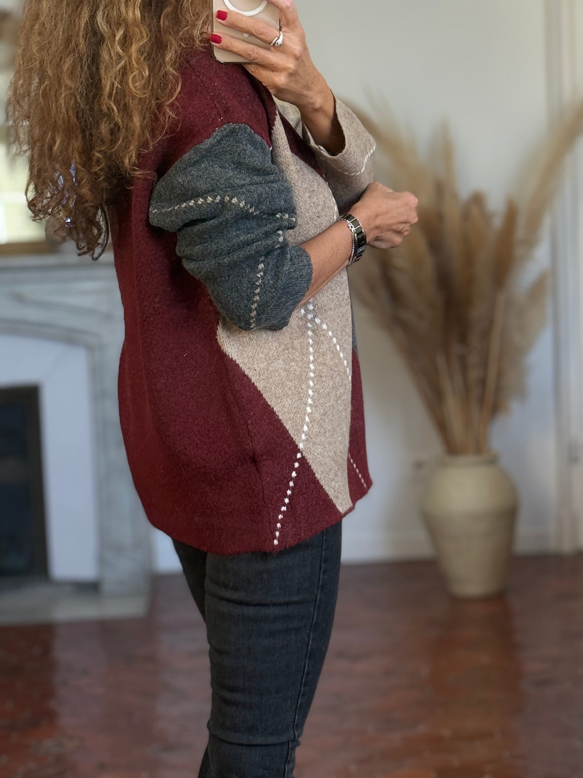 PULL OVERSIZE ARGYLE BORDEAU GRIS ET TAUPE