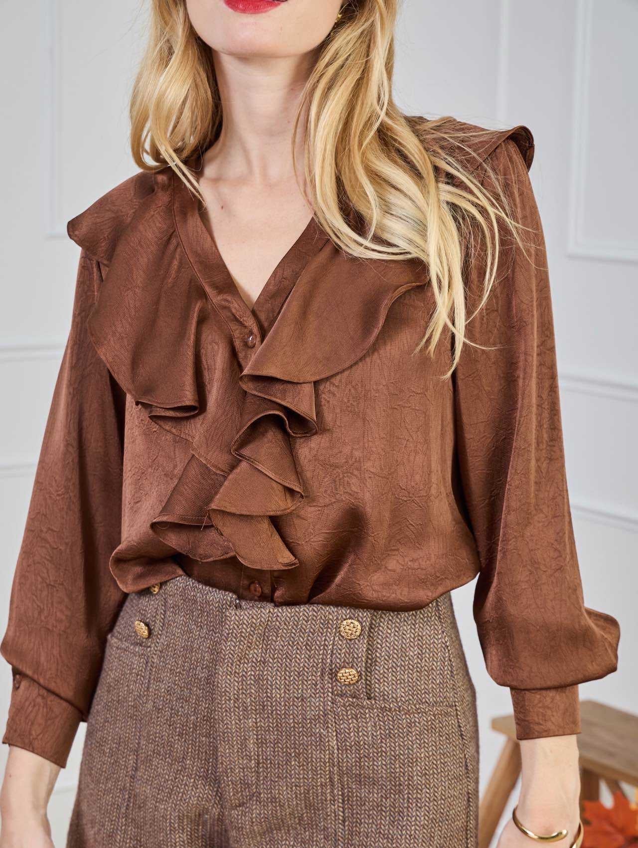 BLOUSE SATIN VOLANT CHOCO