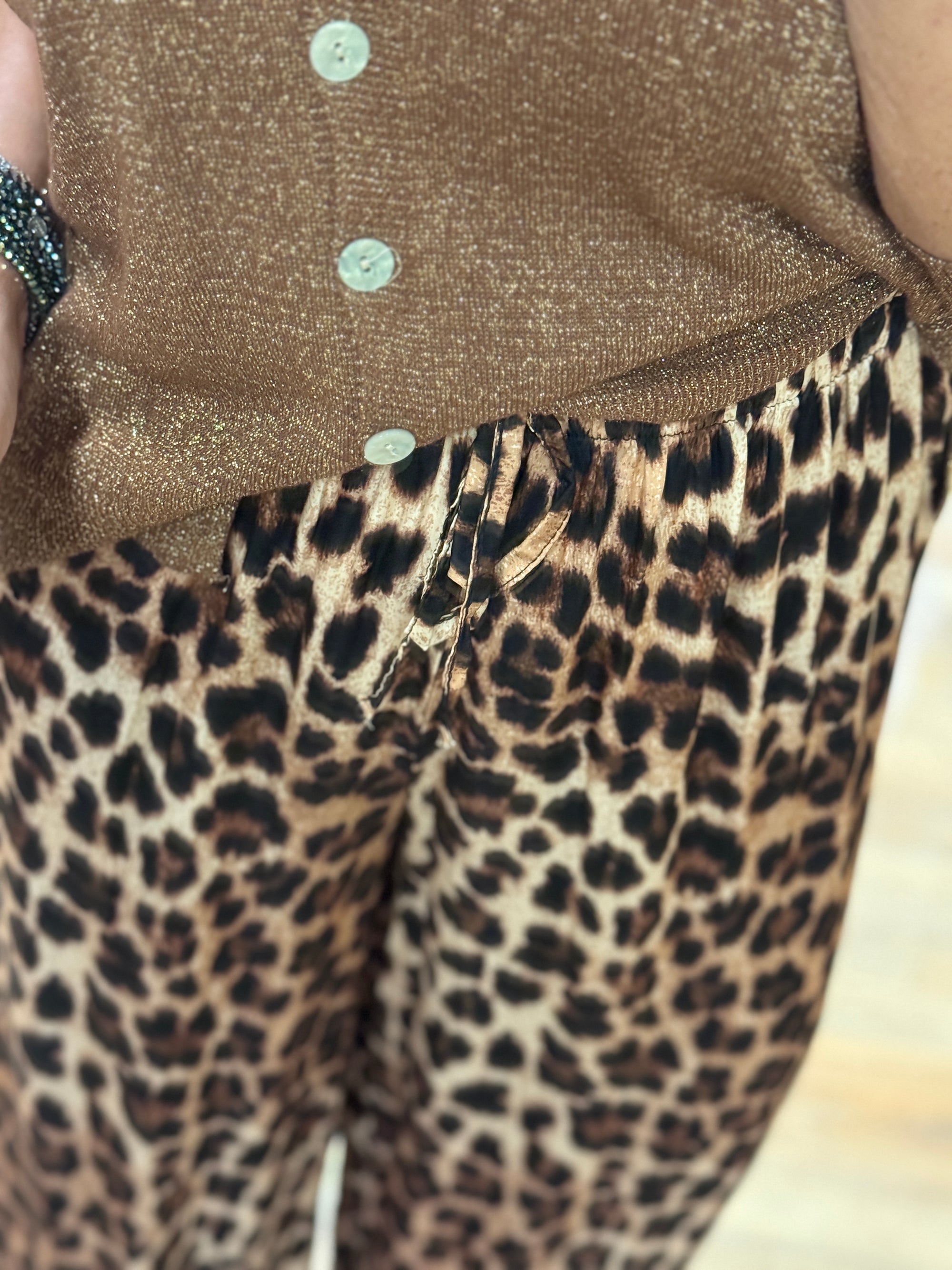 PANTALON IMPRIMÉ LEOPARD SOIE ET VISCOSE